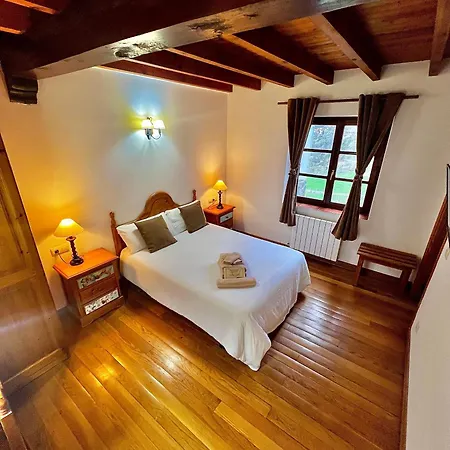 Hotel Rural El Sestil Country house Dobres